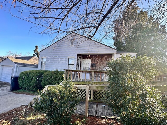 Foto del edificio - 2144 NW 36th St