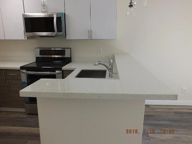 Foto del edificio - 12544 15th Ave NE