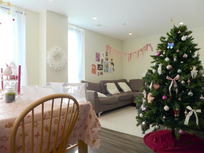 Building Photo - 22 Saint Cyprians Pl