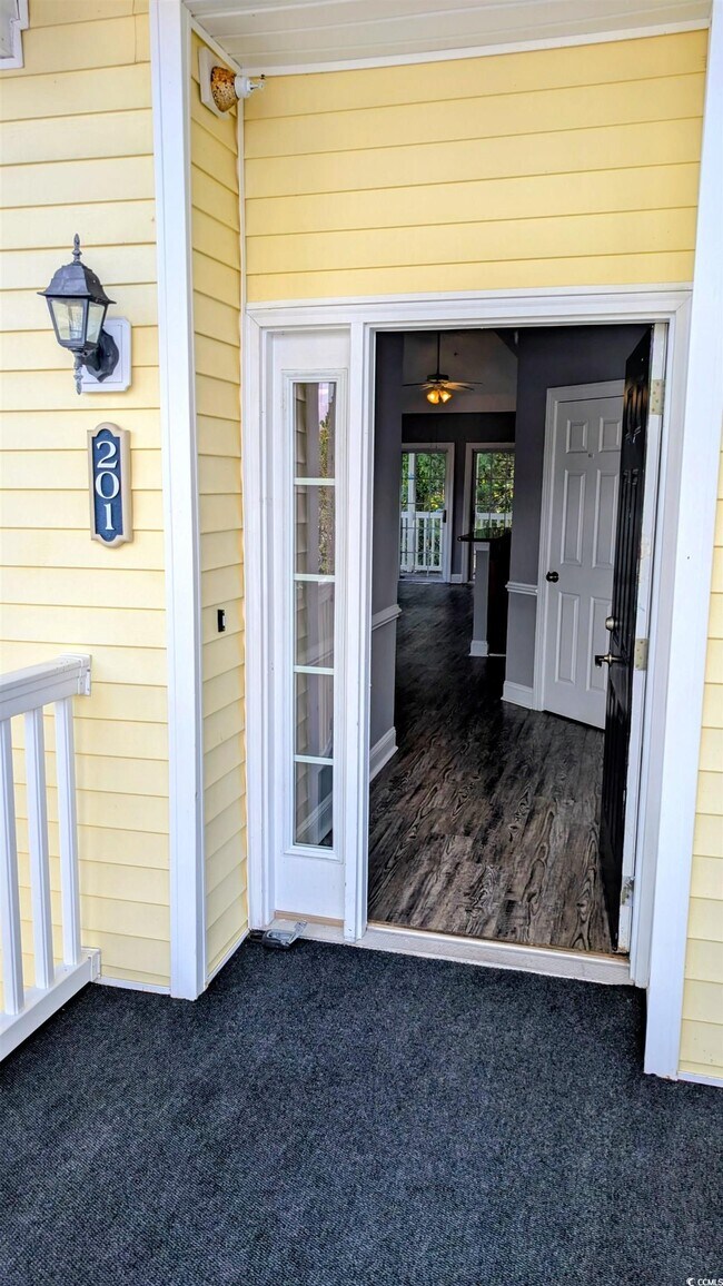 Building Photo - 5054 Belleglen Ct