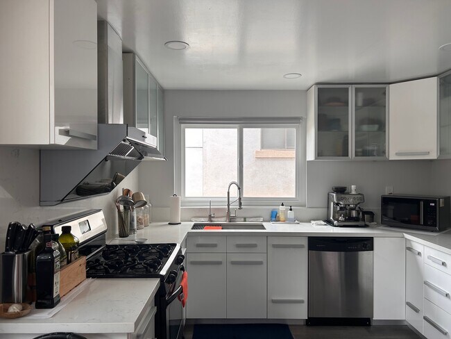 Foto del edificio - 11627 Chenault St