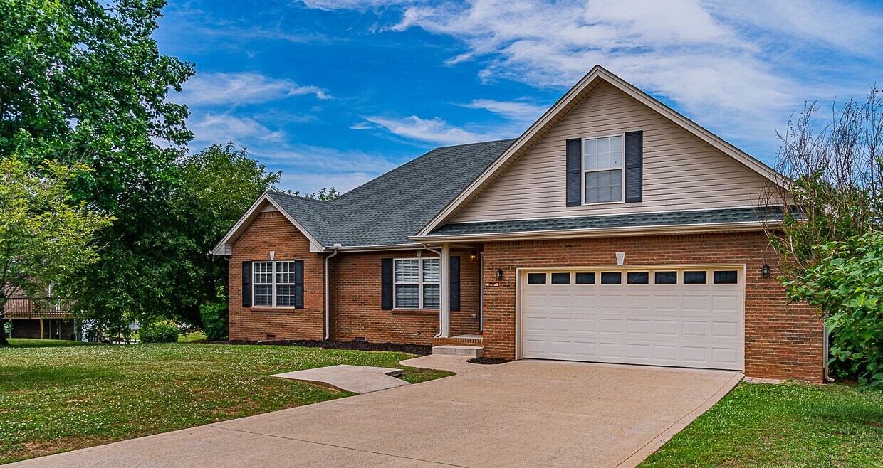 Foto principal - 3117 Clydesdale Dr