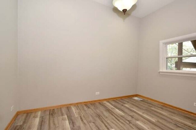 Foto del edificio - 1737 N Rockwell St