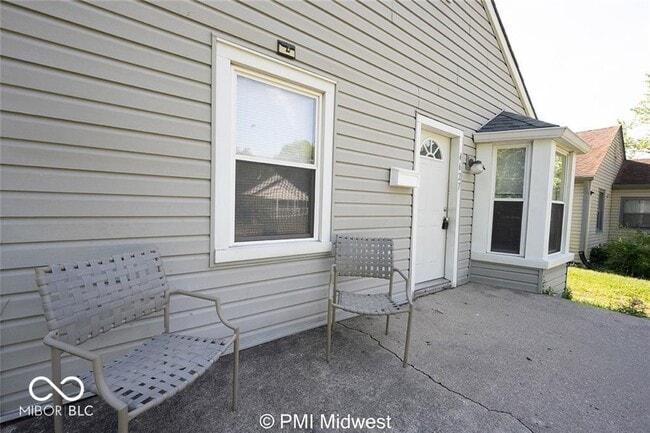 Building Photo - 4627 Norwaldo Ave