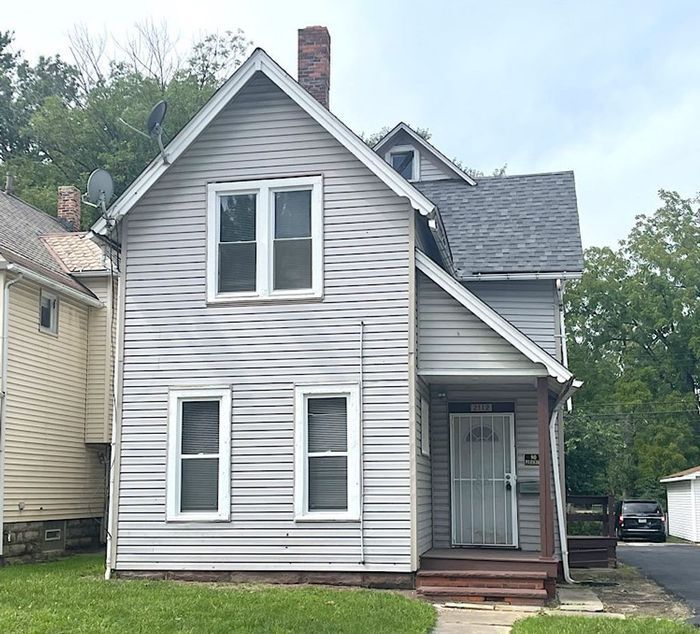 2112 W 93rd St, Cleveland, OH 44102 Townhome Rentals in Cleveland OH