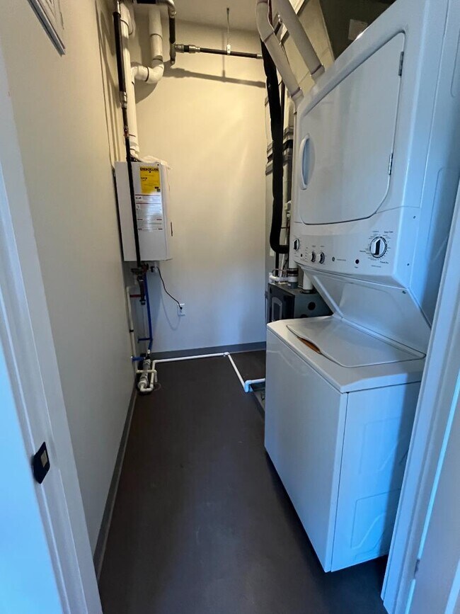 Foto del edificio - 31 N Huron St