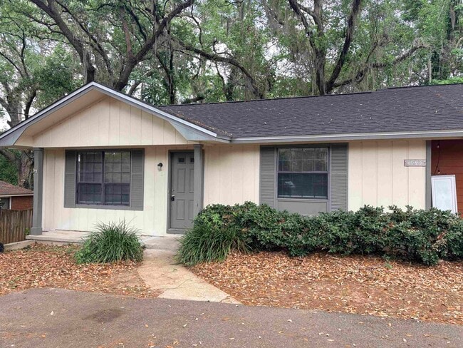 Building Photo - 1543 Coombs Dr