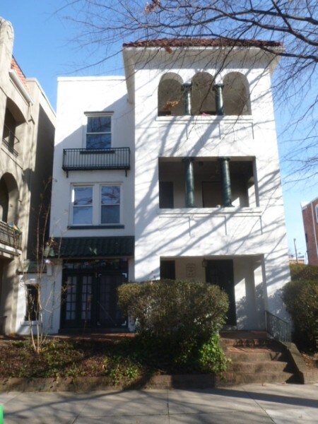 Primary Photo - 2820 Monument Ave