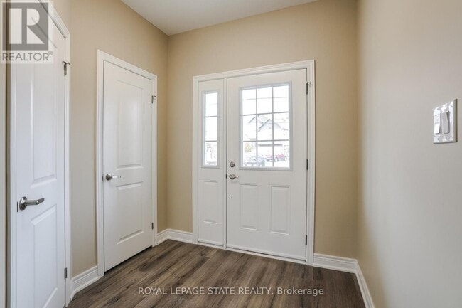 Building Photo - 177 Rykert St