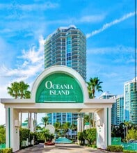 Building Photo - 16500 Collins Ave