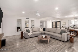 Building Photo - 26007 S Cedarcrest Dr