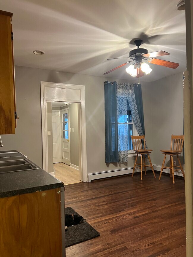 Kitchen - 16 S 4th St