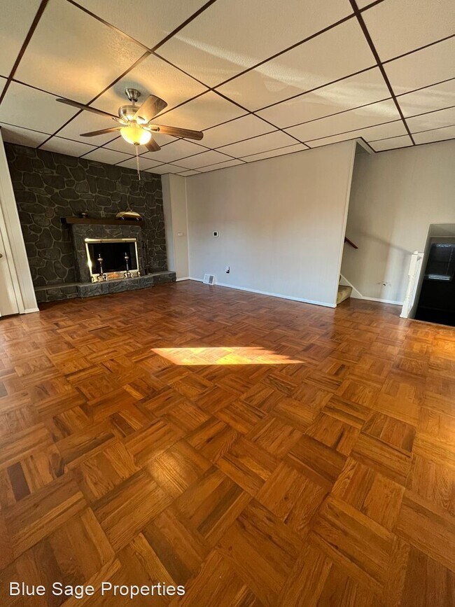Building Photo - 3 br, 1.5 bath House - 1572 Yates Ave