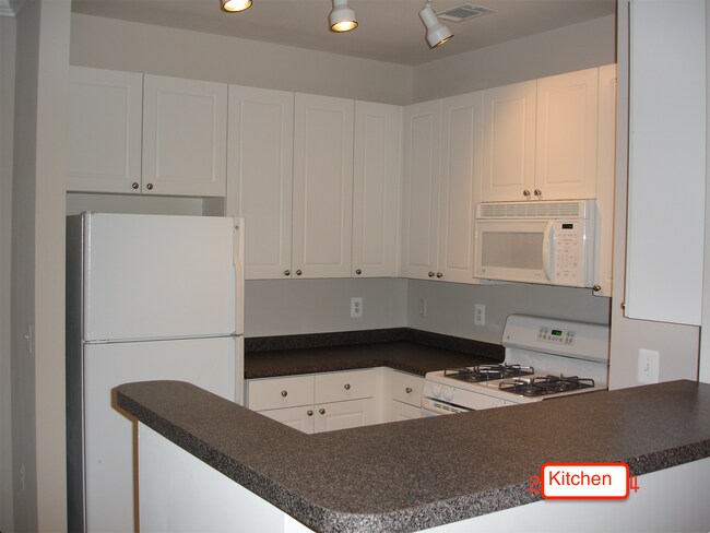 Kitchen - 9486 Virginia Center Blvd