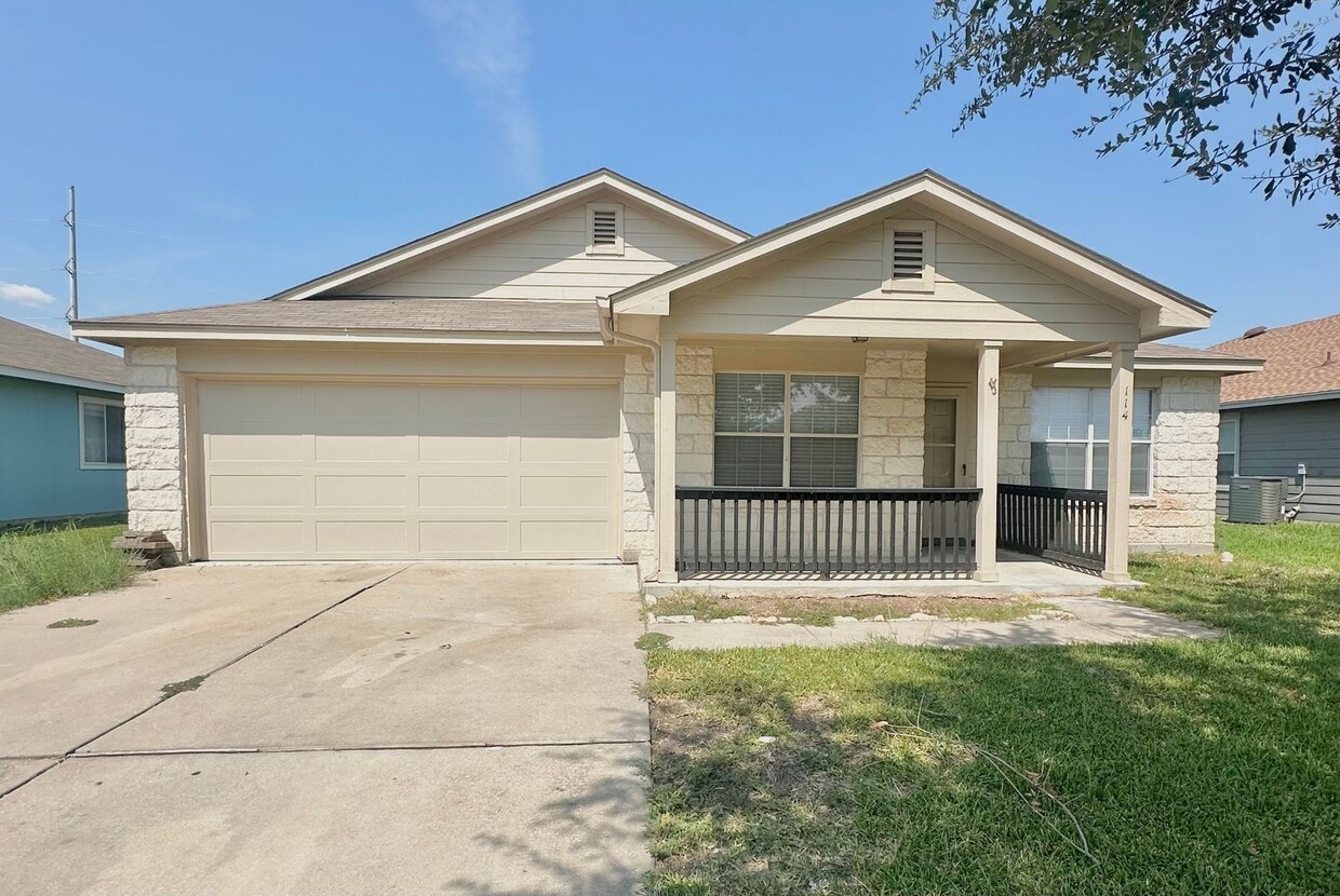 Foto principal - 4Bd/2Ba in Hutto, TX!