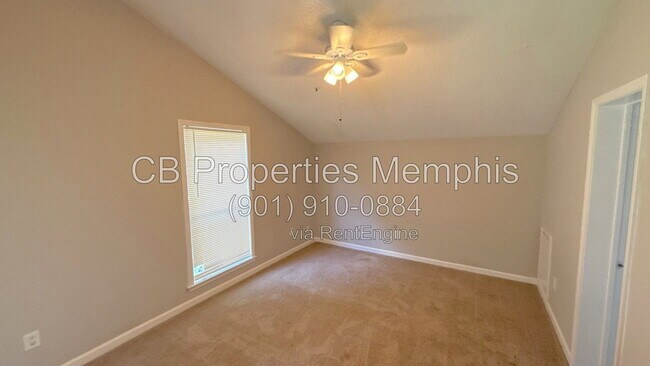 Foto del edificio - 3136 Sycamore View Rd