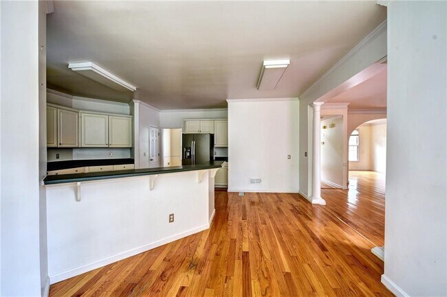 Building Photo - 2035 Putnam Point SW