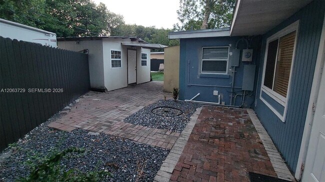 Foto del edificio - 1115 SW 25th Ave