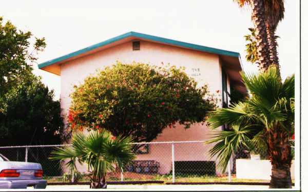 Foto del edificio - 748 Calla Ave