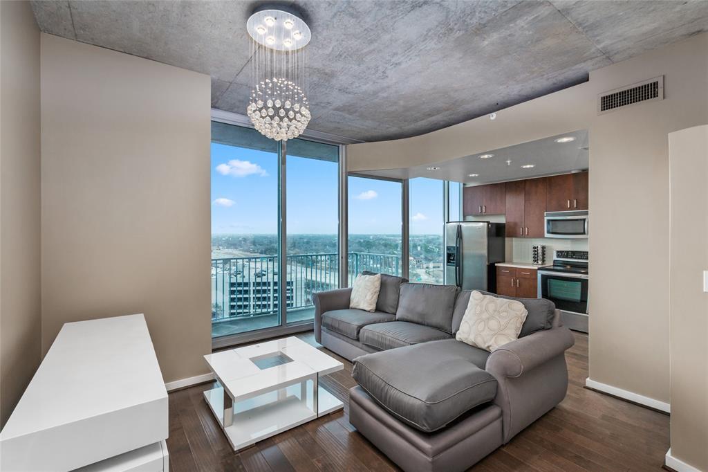 Foto principal - 5925 Almeda Rd