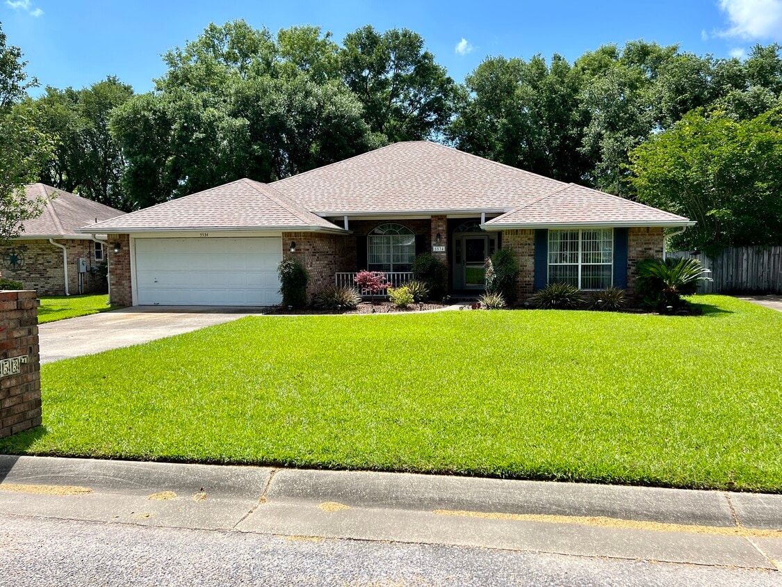 5534 Berrybrook Cir, Pace, FL 32571 House for Rent in Pace, FL