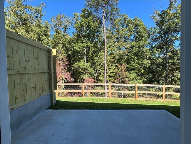 Building Photo - 479 Stoneybrook Dr