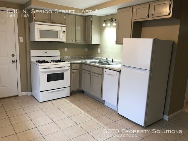 Building Photo - 1BD Efficiency Apartment near SEMO