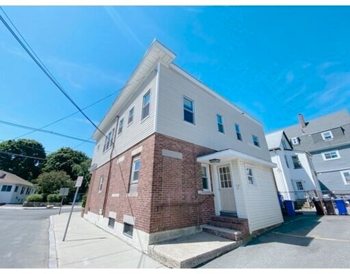 Foto del edificio - 499 Medford St