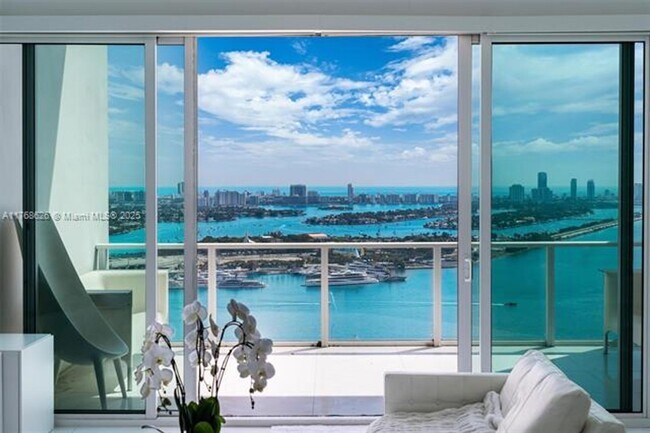 Foto del edificio - 1040 Biscayne Blvd