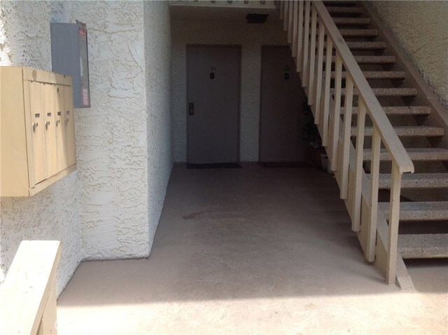 Foto del edificio - 4732 Park Granada