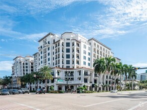 Building Photo - 200 E Palmetto Park Rd