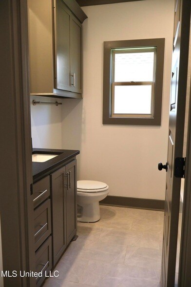 Foto del edificio - 317 Willow Wy