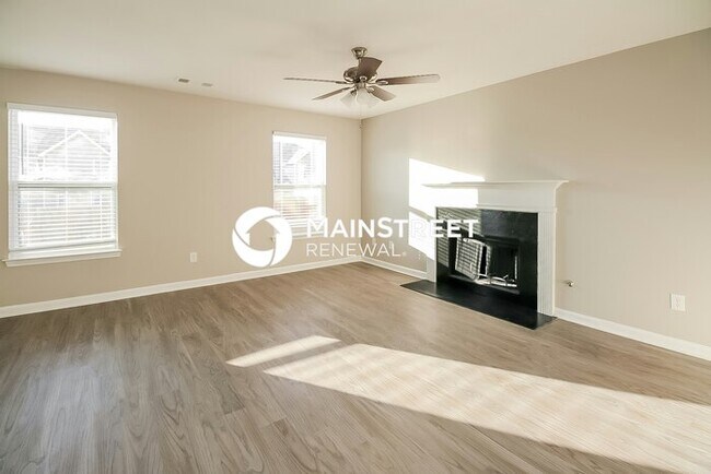 Building Photo - 11661 Bruce Dr