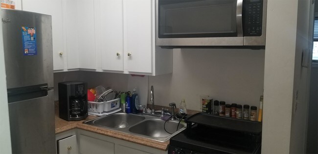 Foto del edificio - 212 N Spring St