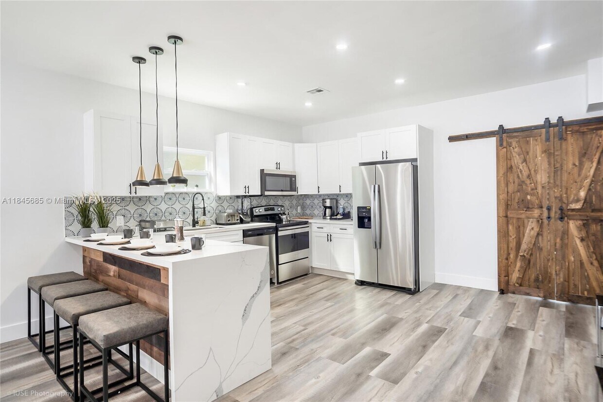 Foto principal - 1747 NW 45th St
