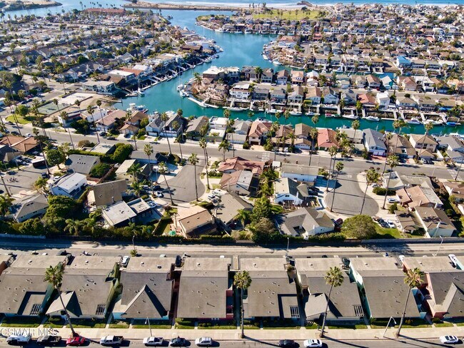 Building Photo - 3065 E Harbor Blvd