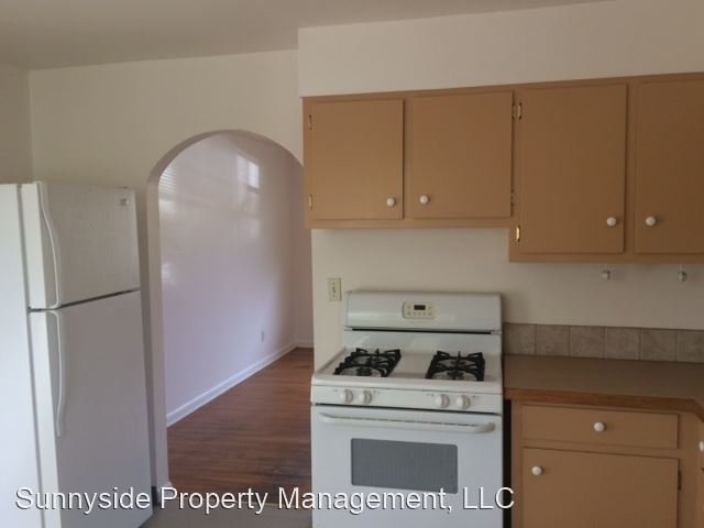 Foto del edificio - 1362-1362 1/2 Alpine Ave