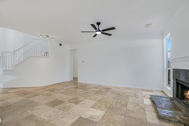 Building Photo - 2103 Kimra Ln