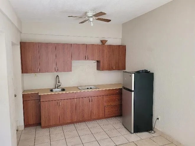 Foto del edificio - 118 N Van Buren Ave