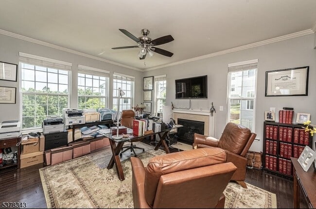 Building Photo - 263 Winding Hill Dr