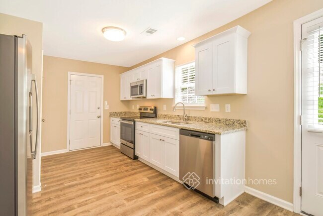 Building Photo - 5736 Brookfield Pointe Dr