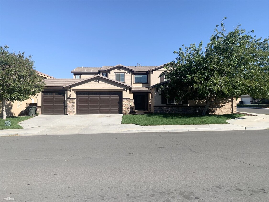 Foto principal - 6 br, 5 bath House - 505 Sparrow Lane