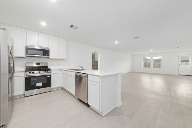 Foto del edificio - 6330 Breakaway Grv Dr