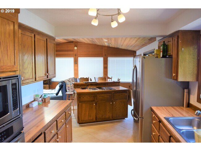 Foto del edificio - 94217 Terrace Garden Way