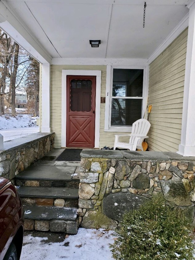 Primary Photo - 16 South St