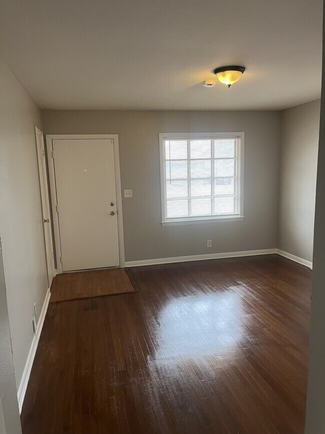 Foto del edificio - 7759 W Thurston Cir
