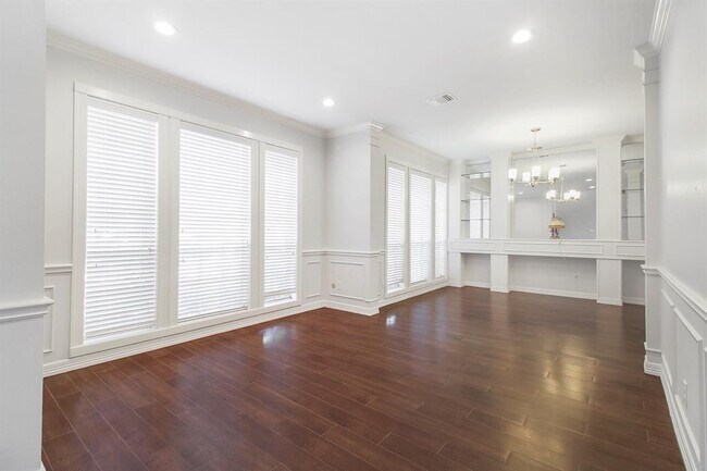 Foto del edificio - 14127 Swallowfield Dr