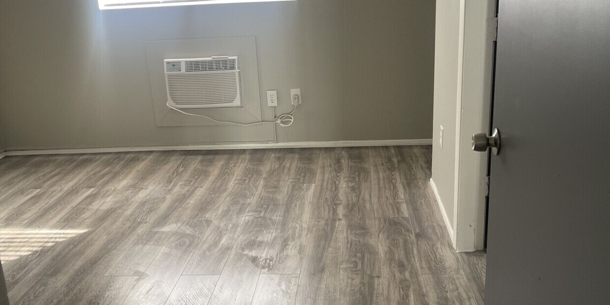 Building Photo - Seminole Vista