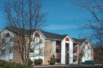 Building Photo - 400 Berryfield Ln