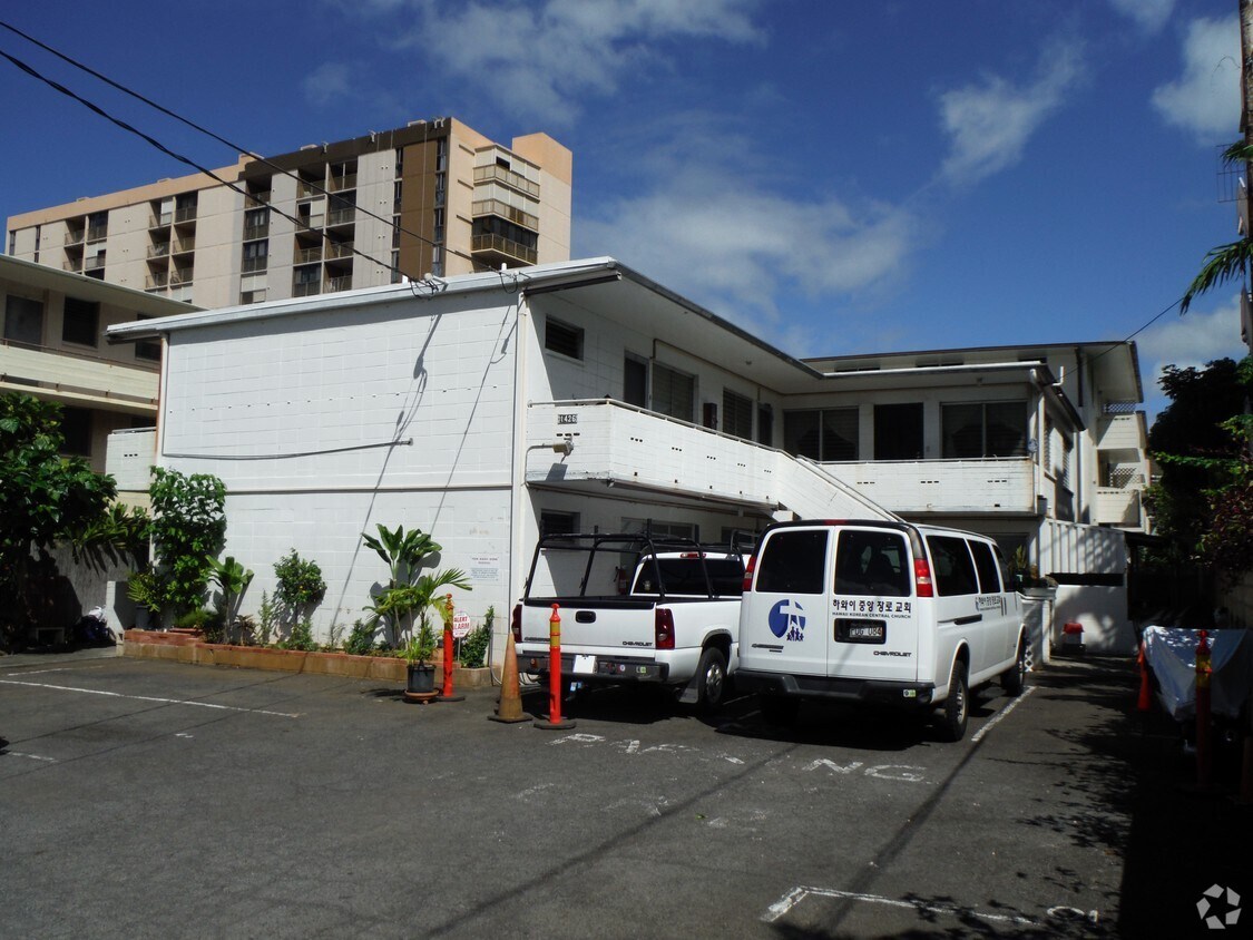 Foto principal - 1426 Kewalo St